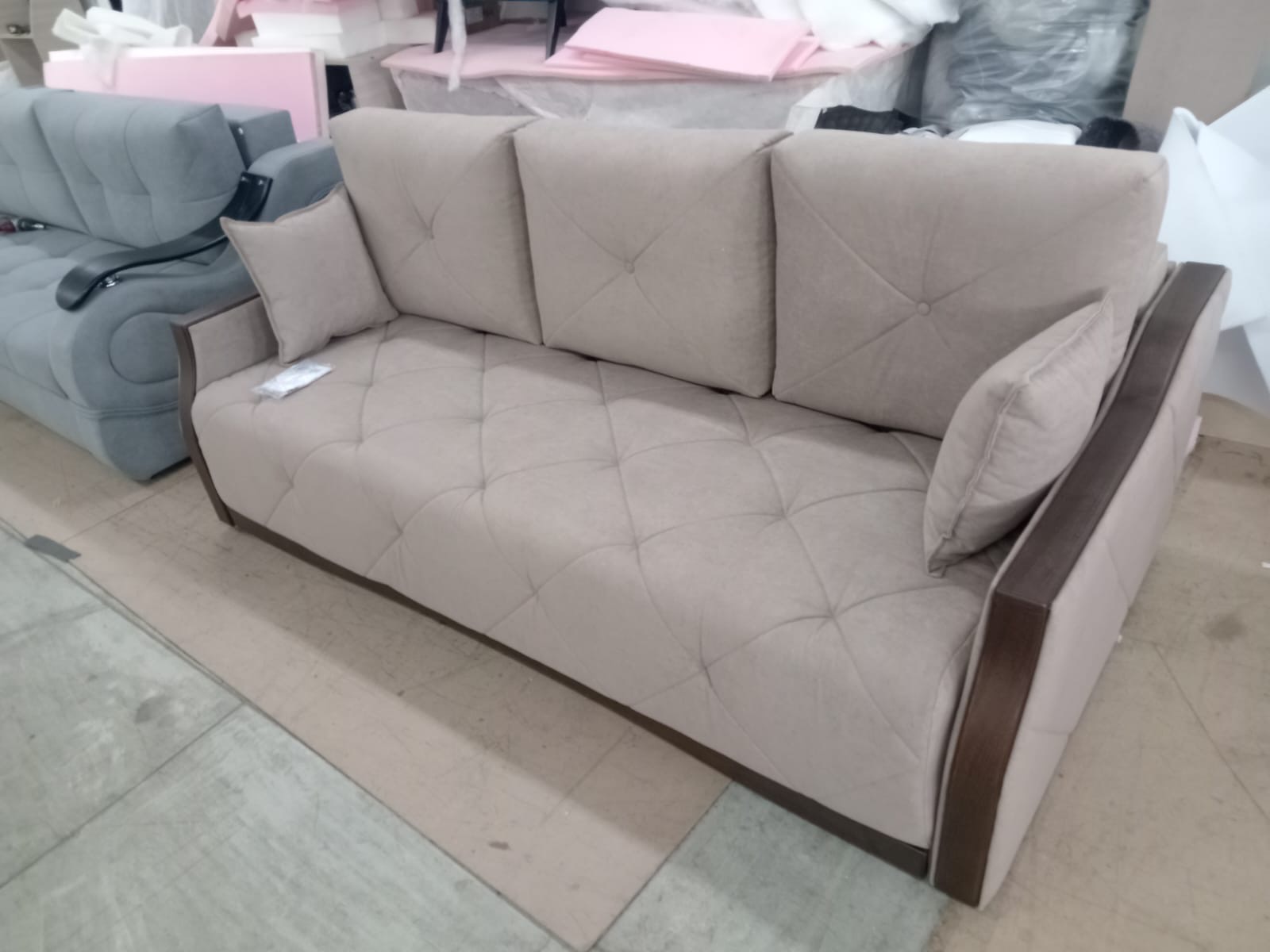 7aed2e85-c641-4b9c-a2e6-15811b321d15